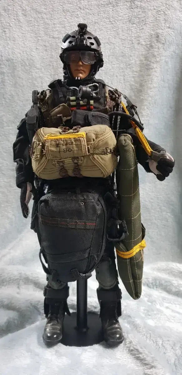 핫토이 us navy seal night ops jumper 판매합니다 | 브랜드 중고거래